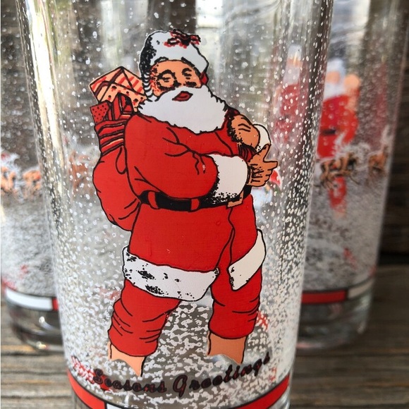 Set of 3 Vintage Firna Seasons Greetings Santa glasses Reindeer Vtg glassware❤️ - Picture 3 of 11